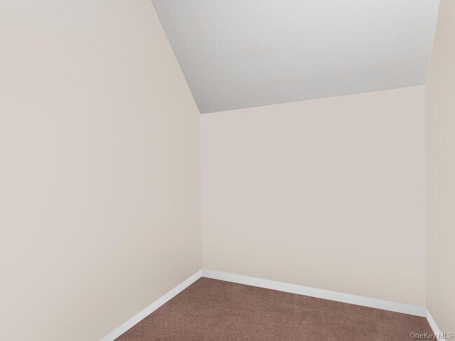 Building Photo - 240 Bowne St