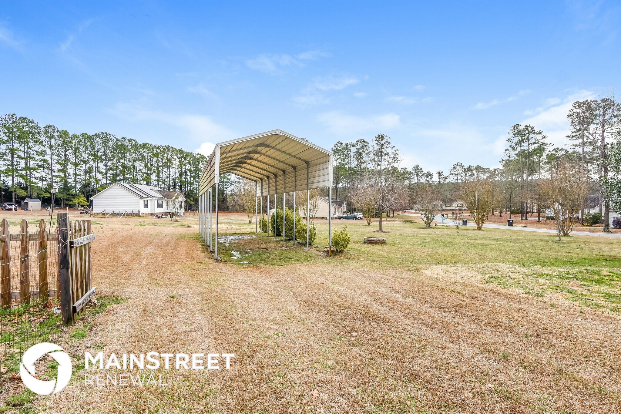 Building Photo - 151 Saleen Dr