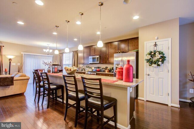 Building Photo - 12601 Rustic Rock Ln