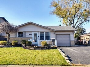 Building Photo - 16404 Craig Dr