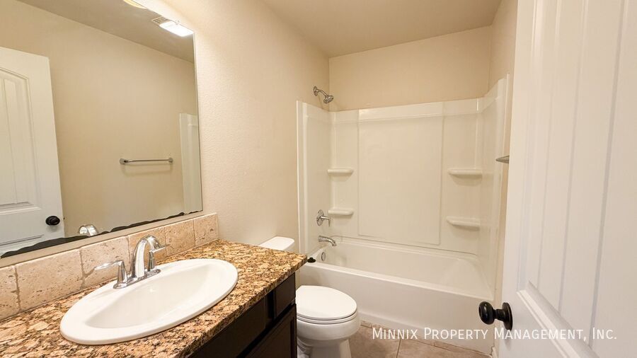 Building Photo - 7452 103rd St