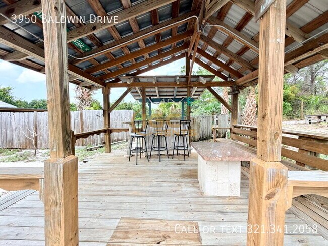 Building Photo - 3950 Baldwin Dr