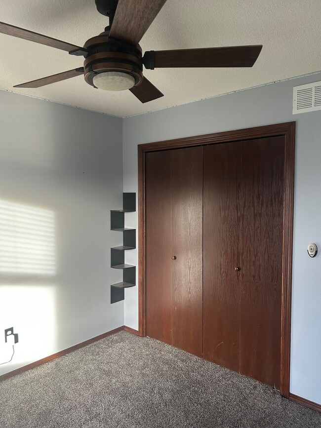 Building Photo - 2918 N Emerson St