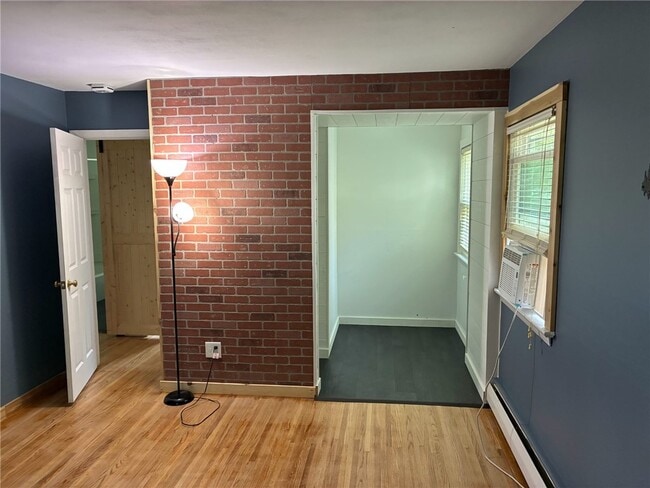 Building Photo - 773 Marshall Rd