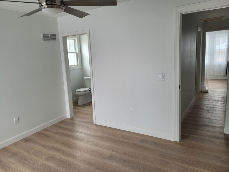 Building Photo - 3082 Norcott Dr