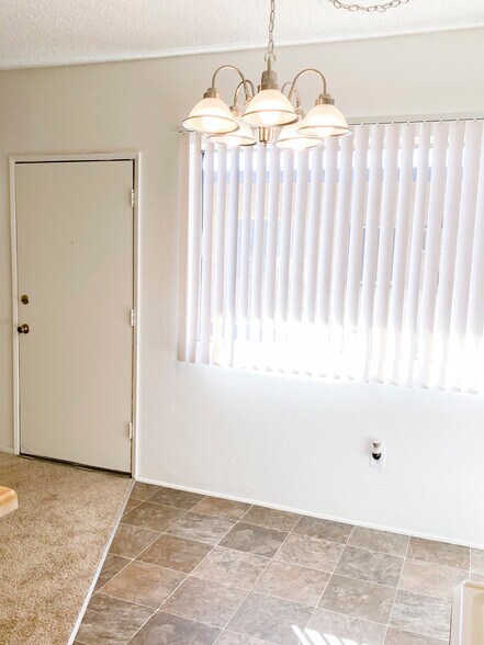 Building Photo - Woodman Court