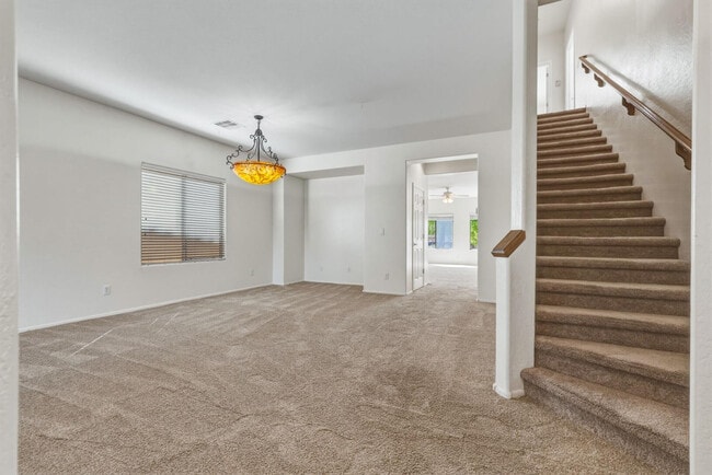 Building Photo - 5111 W El Cortez Trail