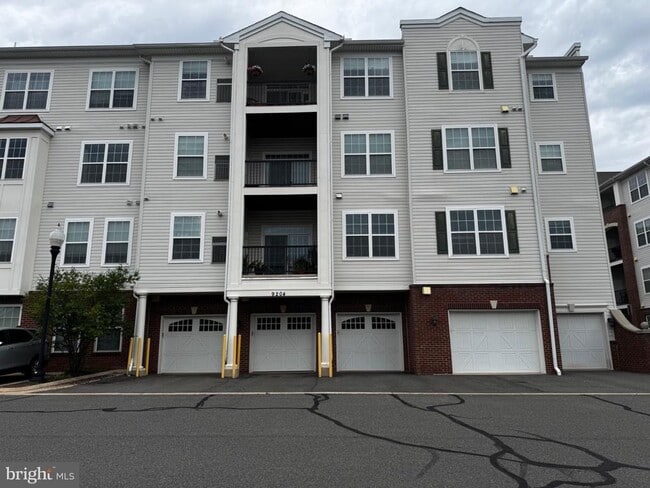 Building Photo - 9204 Charleston Dr