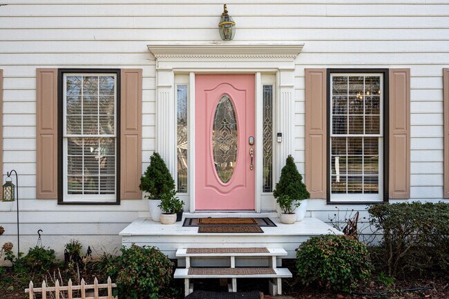 Building Photo - 1223 Settlebench Ln