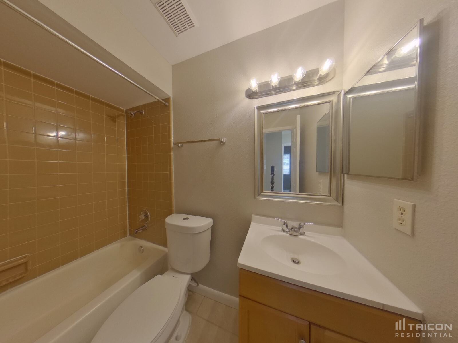 Building Photo - 191 Summerset Dr