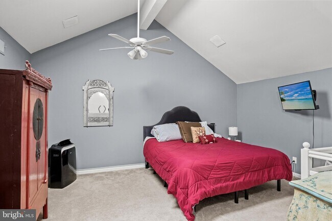 Building Photo - 1410 Chanticleer