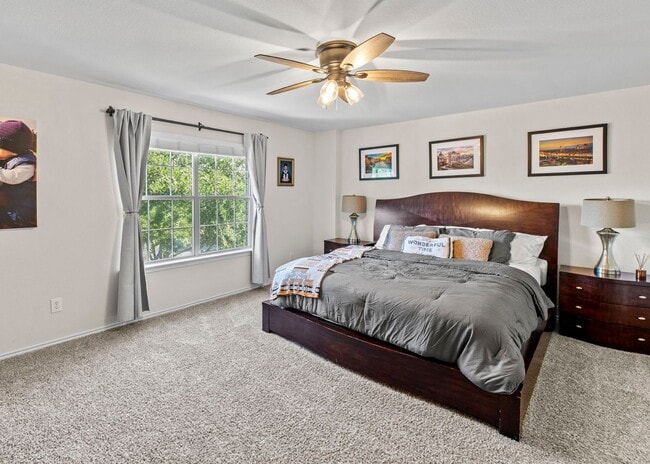 Building Photo - Charming 3-Bedroom Home in a Convenient Lo...