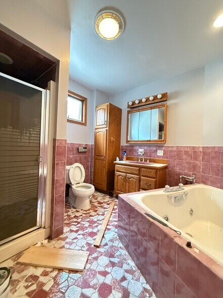 Building Photo - 57 Rindge Ave