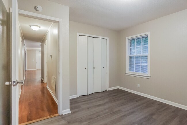 Building Photo - Charming 3-Bedroom Home in Tuscaloosa, AL