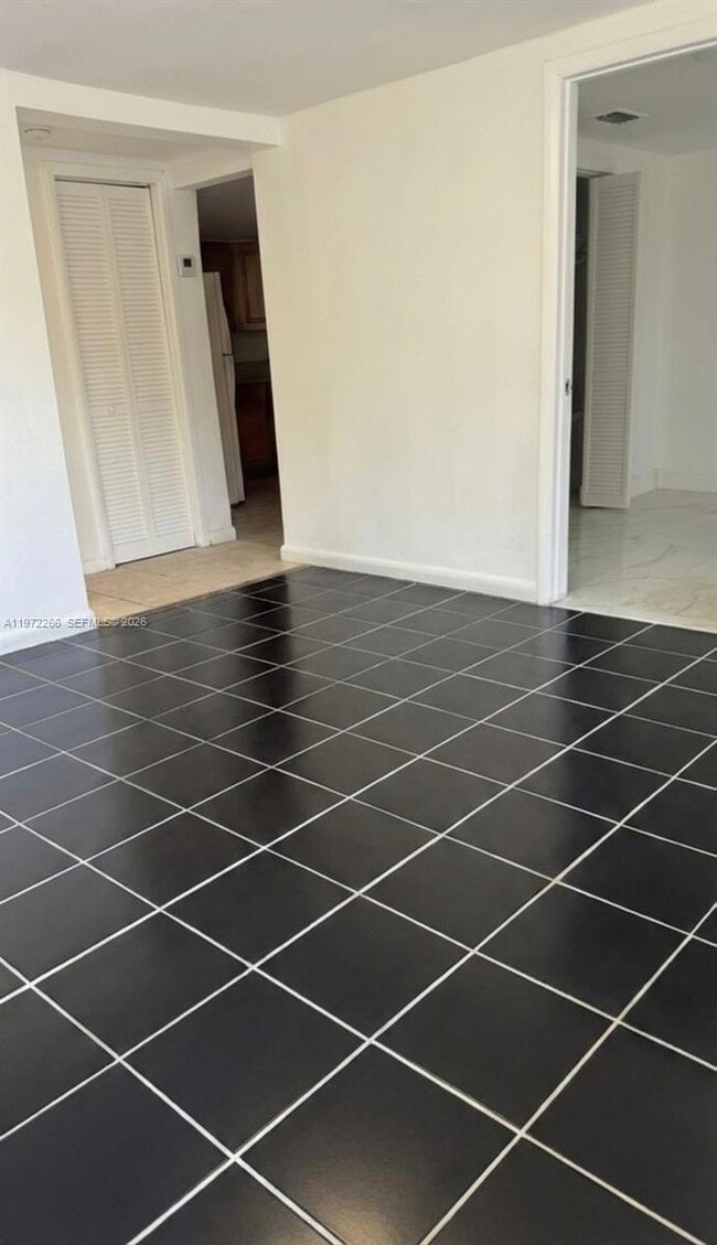 Building Photo - 5158 NW 23rd Ave