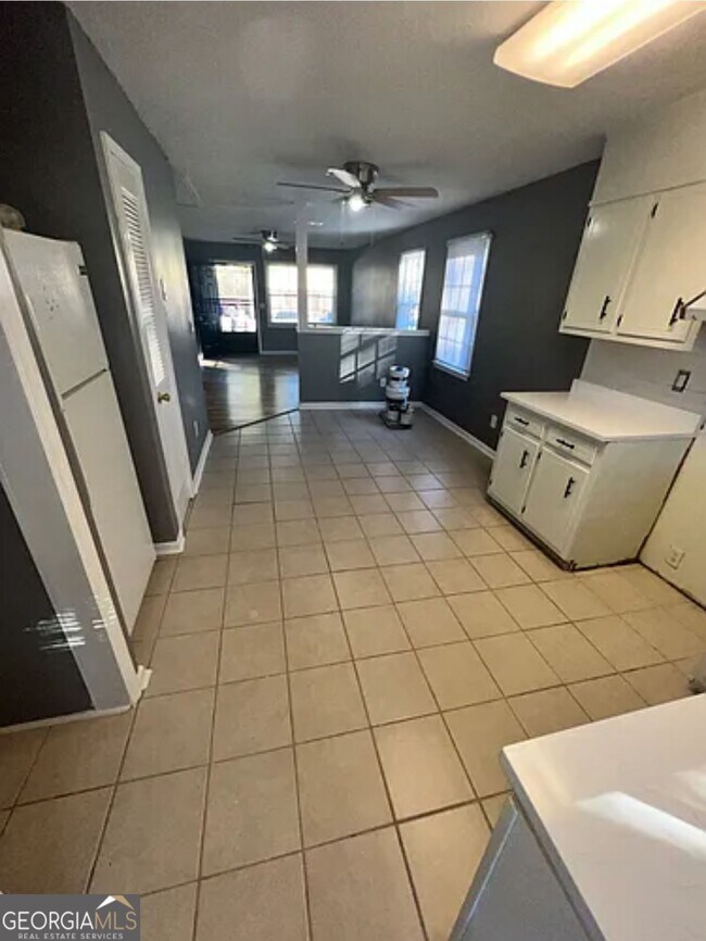 Building Photo - 1152 Pinedale Cir NW