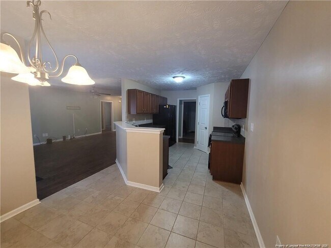 Building Photo - 3608 Crosswinds Dr