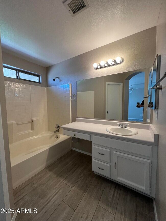 Building Photo - 8631 N 112th Ave