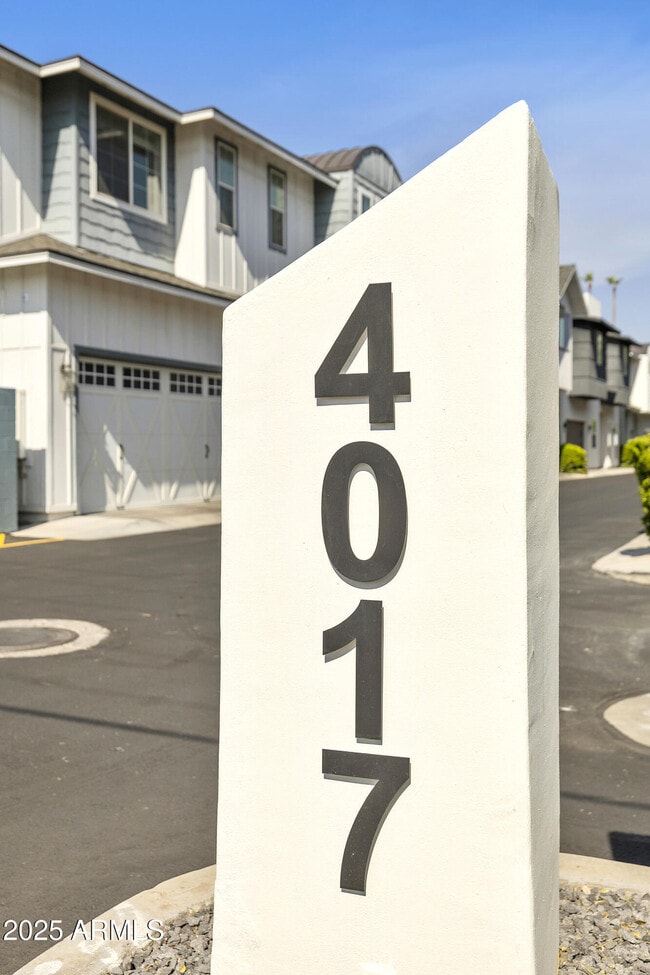 Building Photo - 4017 N 40th St