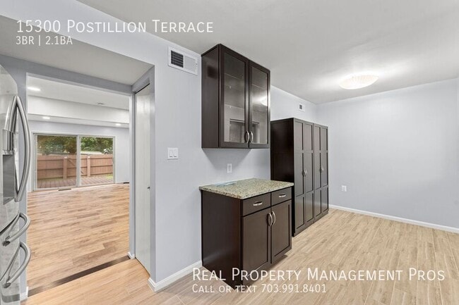 Building Photo - 15300 Postillion Terrace