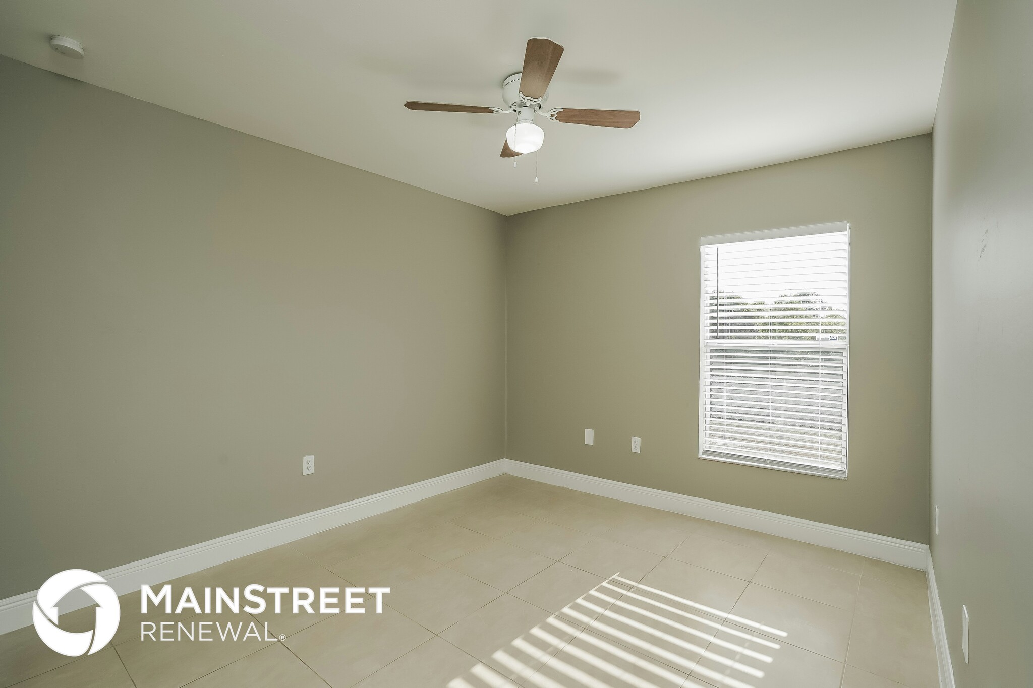 Building Photo - 2701 36th St SW