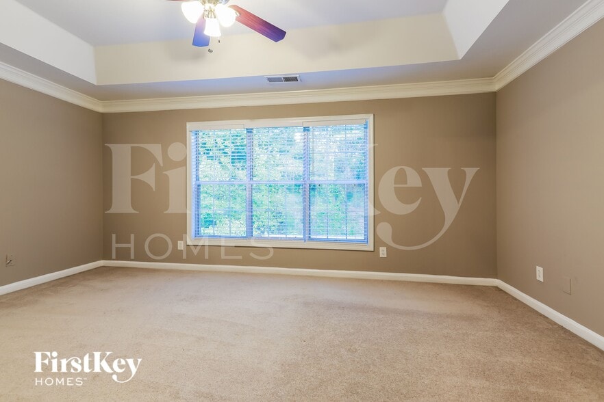 Building Photo - 2621 Conifer Green Way