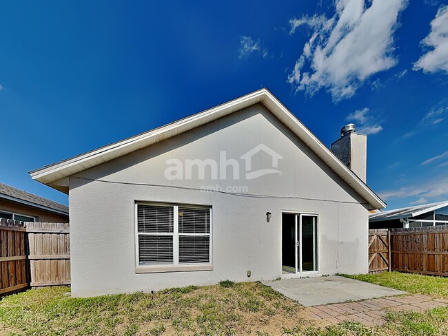 Building Photo - 256 Daniels Pointe Dr