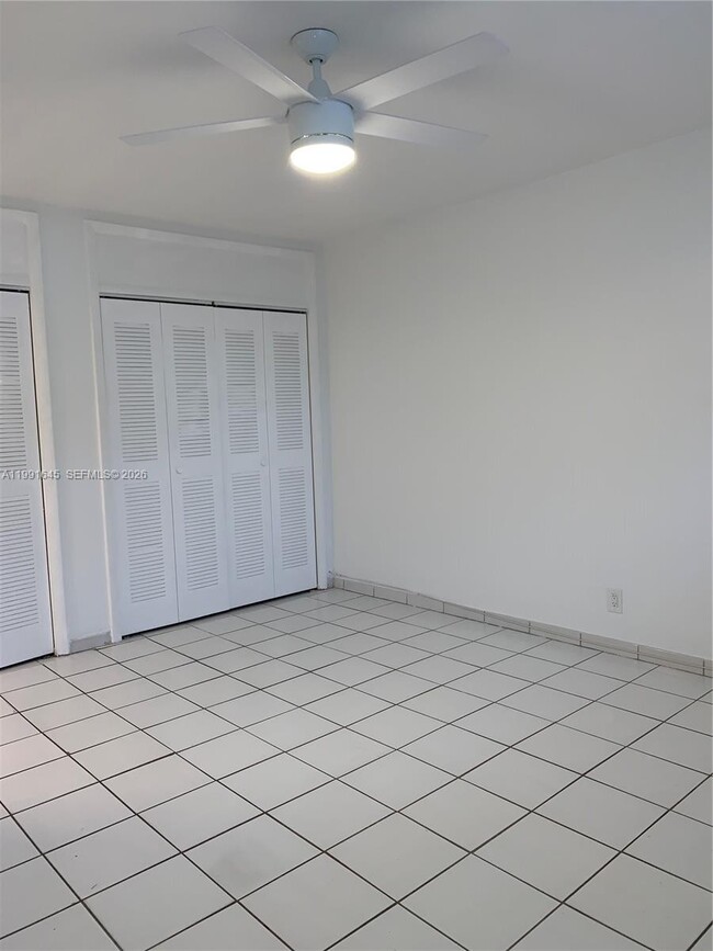 Building Photo - 2612 Johnson St