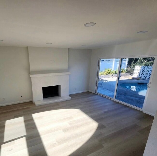 Building Photo - 6227 Lake Apopka Pl