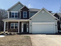 Building Photo - South AVL - Well Kept, Large Home with Garage