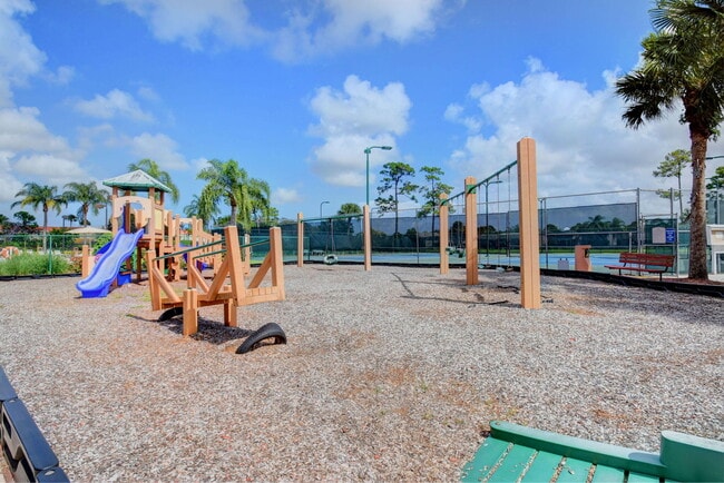 Building Photo - 208 Caribe Ct