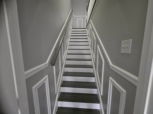 Building Photo - 4009 Ventnor Ave