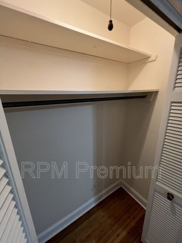 Building Photo - 8823 Cefalu Dr