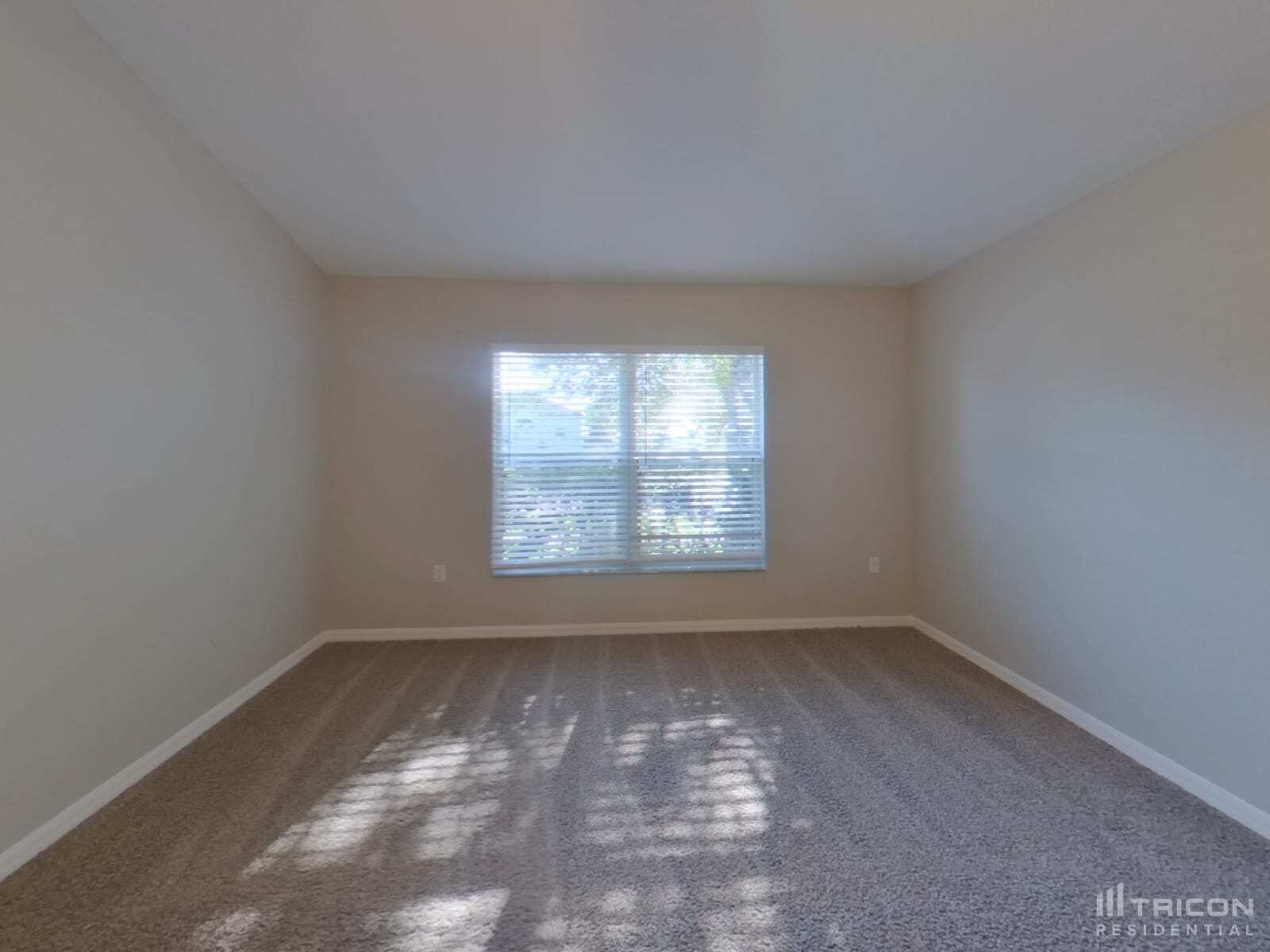 Building Photo - 1829 Western Hills Ln
