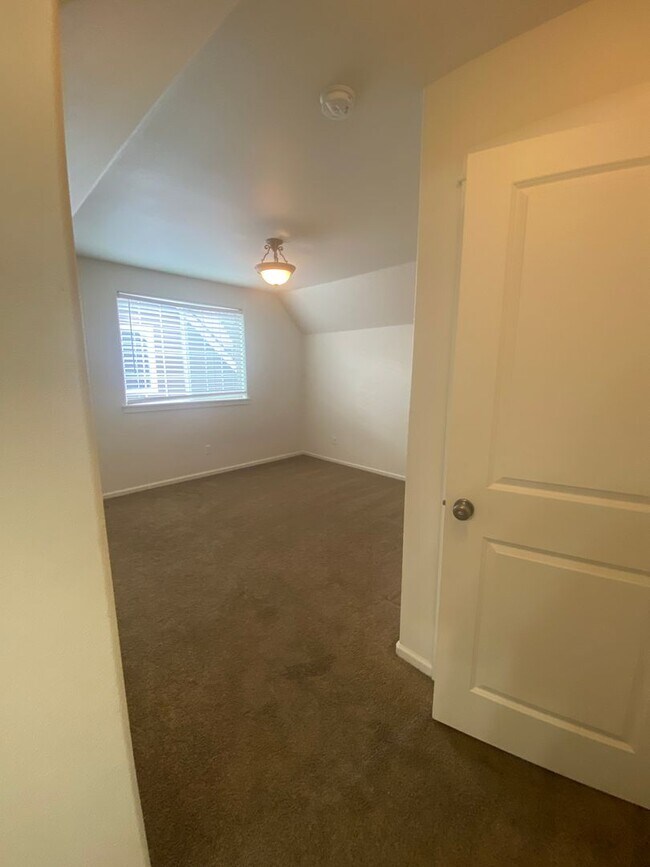Building Photo - 20835 Nova Loop
