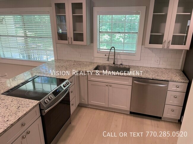 Building Photo - 4125 Flat Shoals Rd