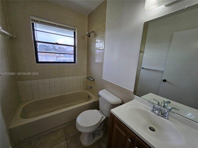 Building Photo - 4149 SW 52nd St