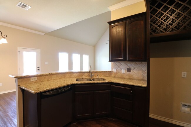 Building Photo - 3116 Stallion Dr