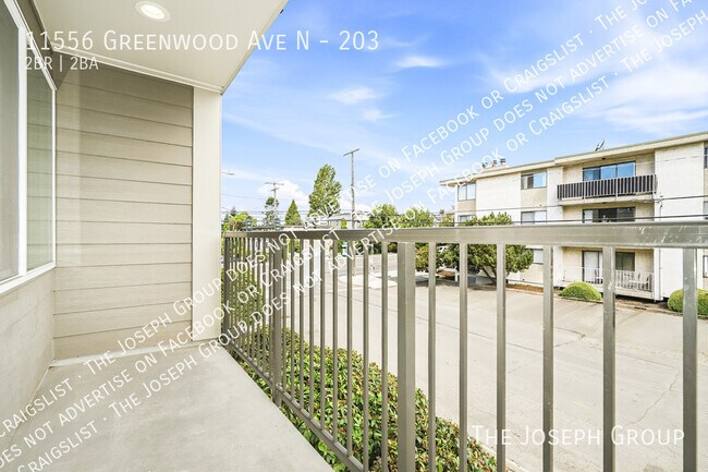 Building Photo - 11556 Greenwood Ave N