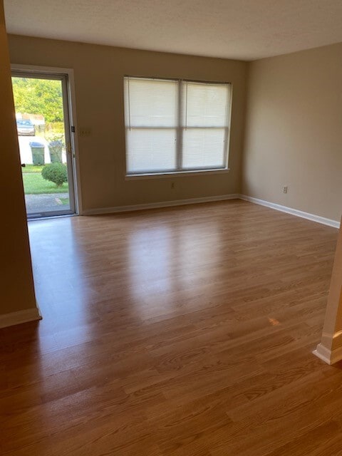 Building Photo - 4015 Tally Ho Ct