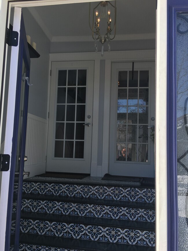 42 Commonwealth Ave 42 Commonwealth Ave Buffalo NY 14216 Apartment