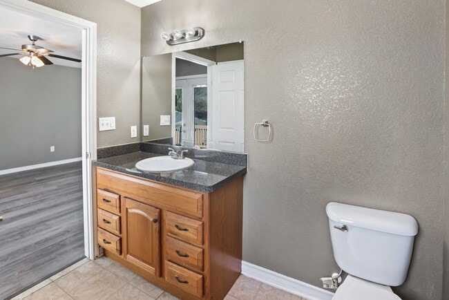 Building Photo - 939 John Page Dr