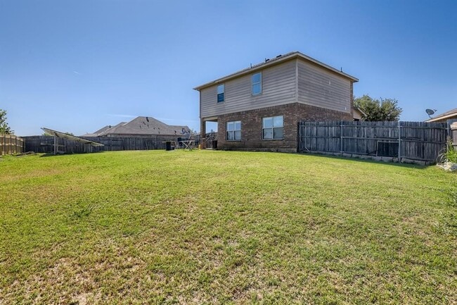 Building Photo - 1629 Kings Glen Ln