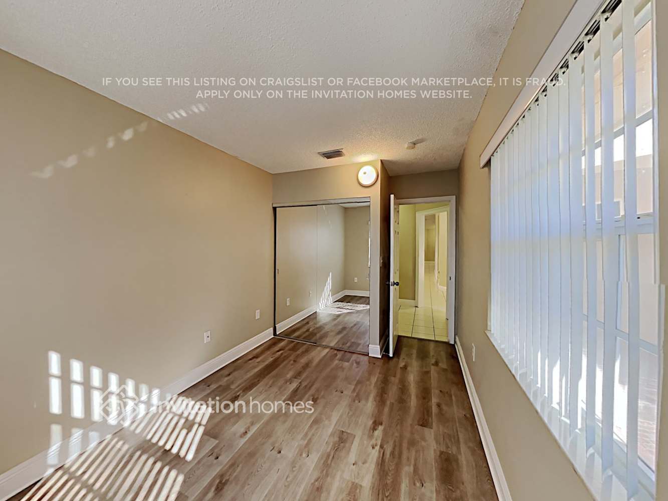 Building Photo - 14731 SW 42nd Way