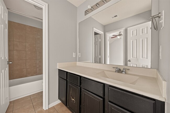 Building Photo - 24906 Clover Ranch Dr