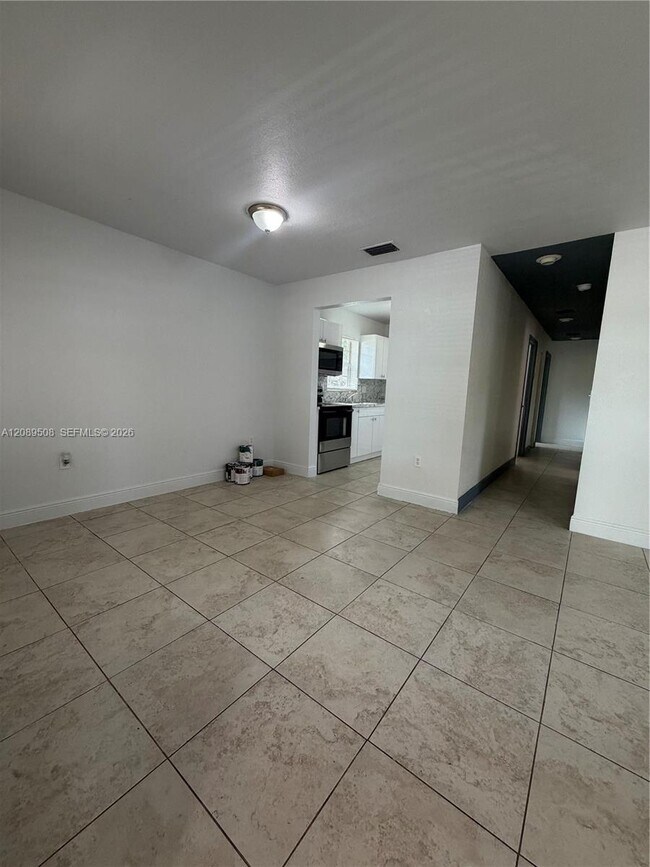 Building Photo - 16400 NW 41st Ave