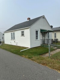 Building Photo - 1 Bed 1 Bath Apartment in Goshen