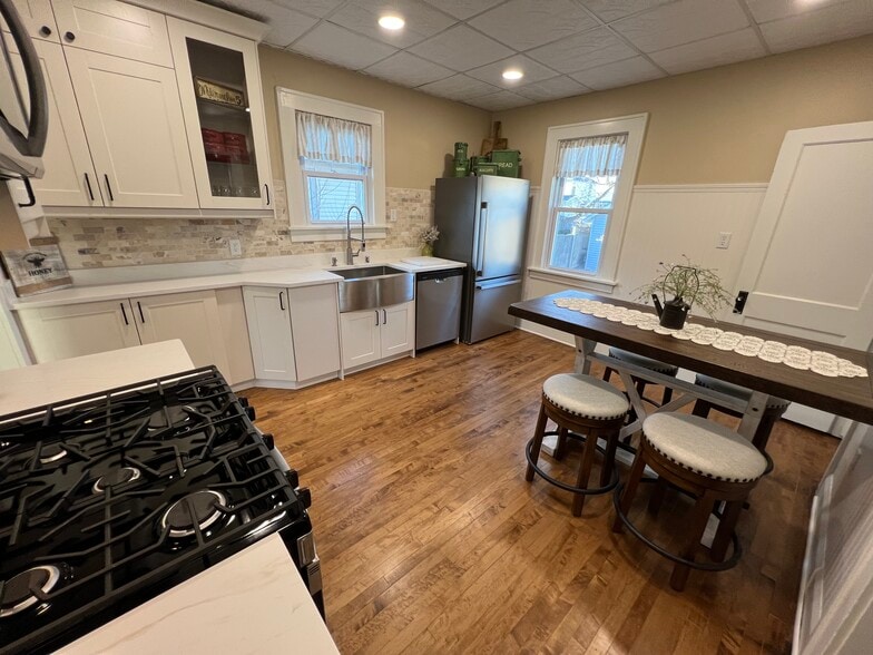 Building Photo - 2612 75th St