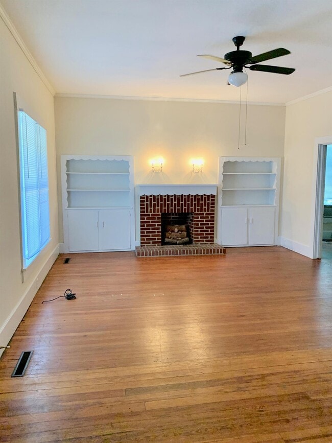 Building Photo - 179 Park Ave