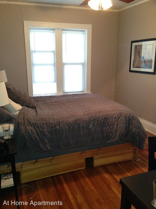 Building Photo - 3142 Lyndale Ave S